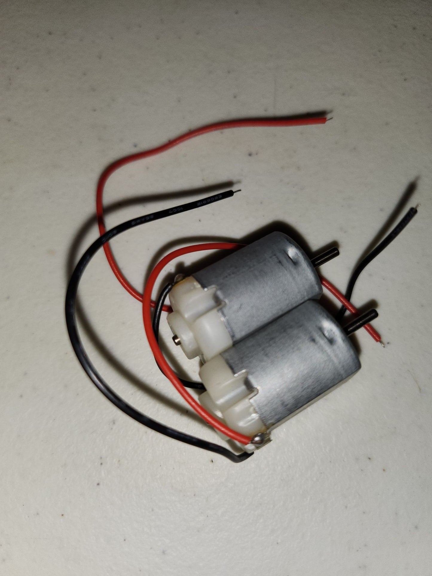3v DC Motor DIY 3V 12000RPM 65Gcm Mini Micro DC Motor with Wire